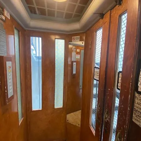 Un Nido Nel Cuore Di Genova Exterior foto
